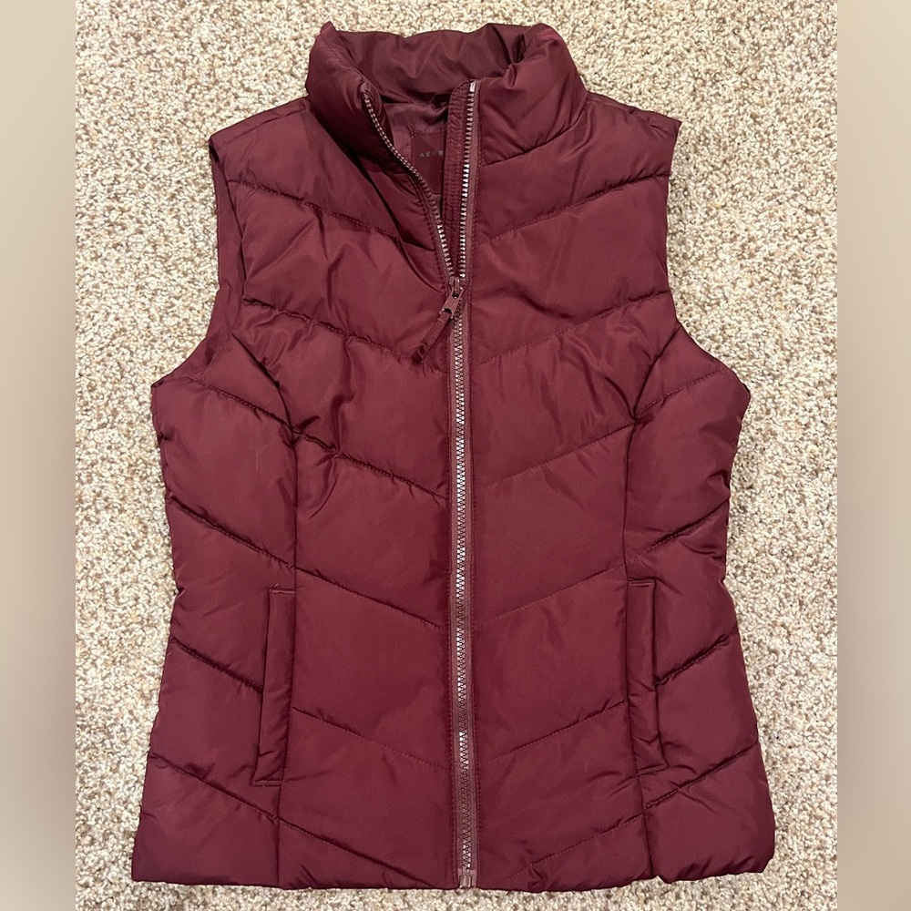 Aeropostale Vest, womens XS, burgundy